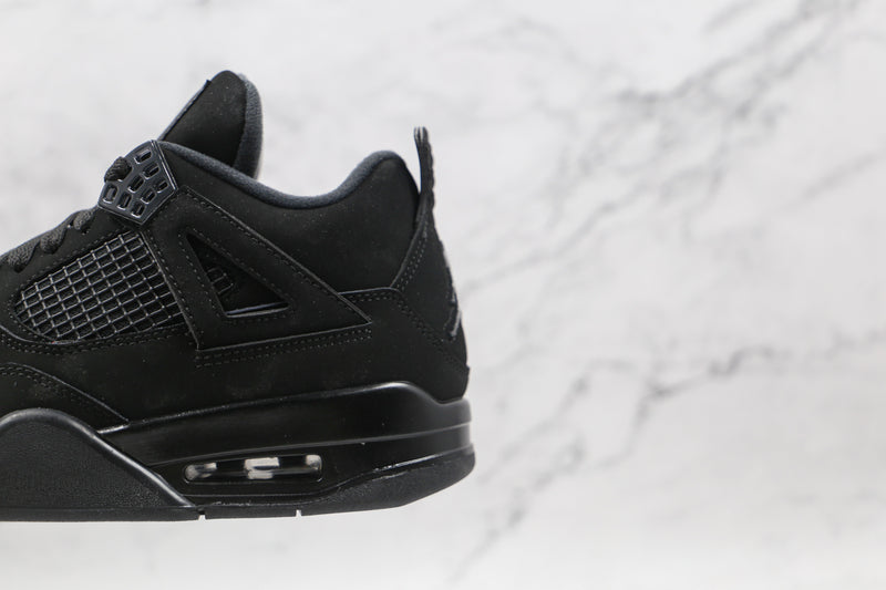 COMBO Air Jordan 4 All Black + Chinelo Jordan
