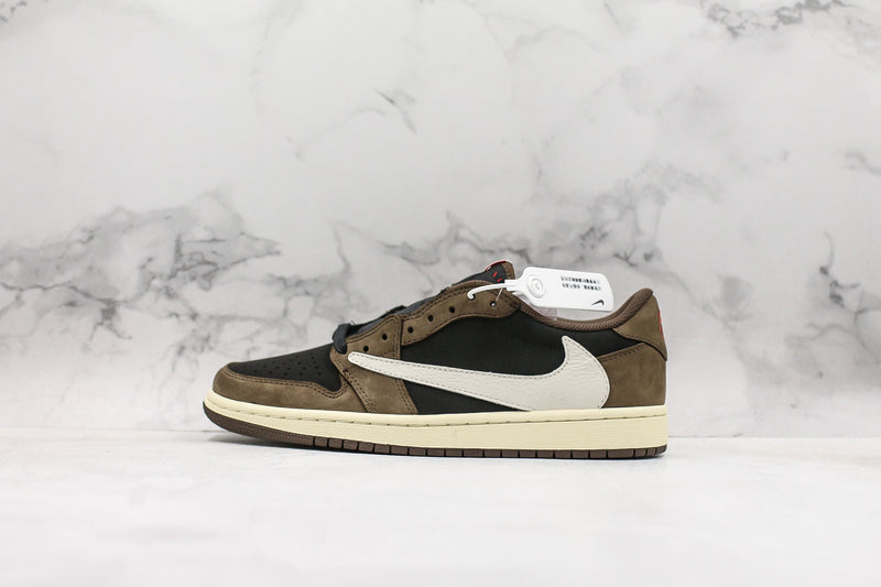 COMBO Jordan 1 Travis Scott + Air Jordan 4 Military Black