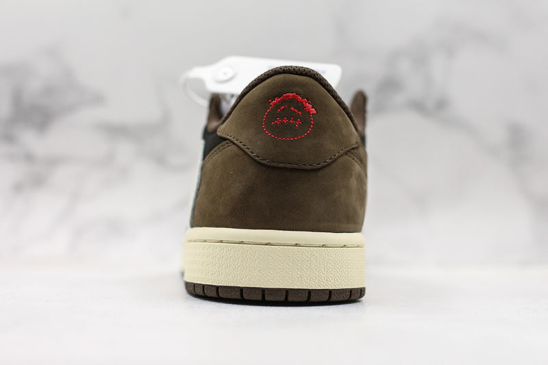 COMBO Jordan 1 Travis Scott + Air Jordan 4 Military Black